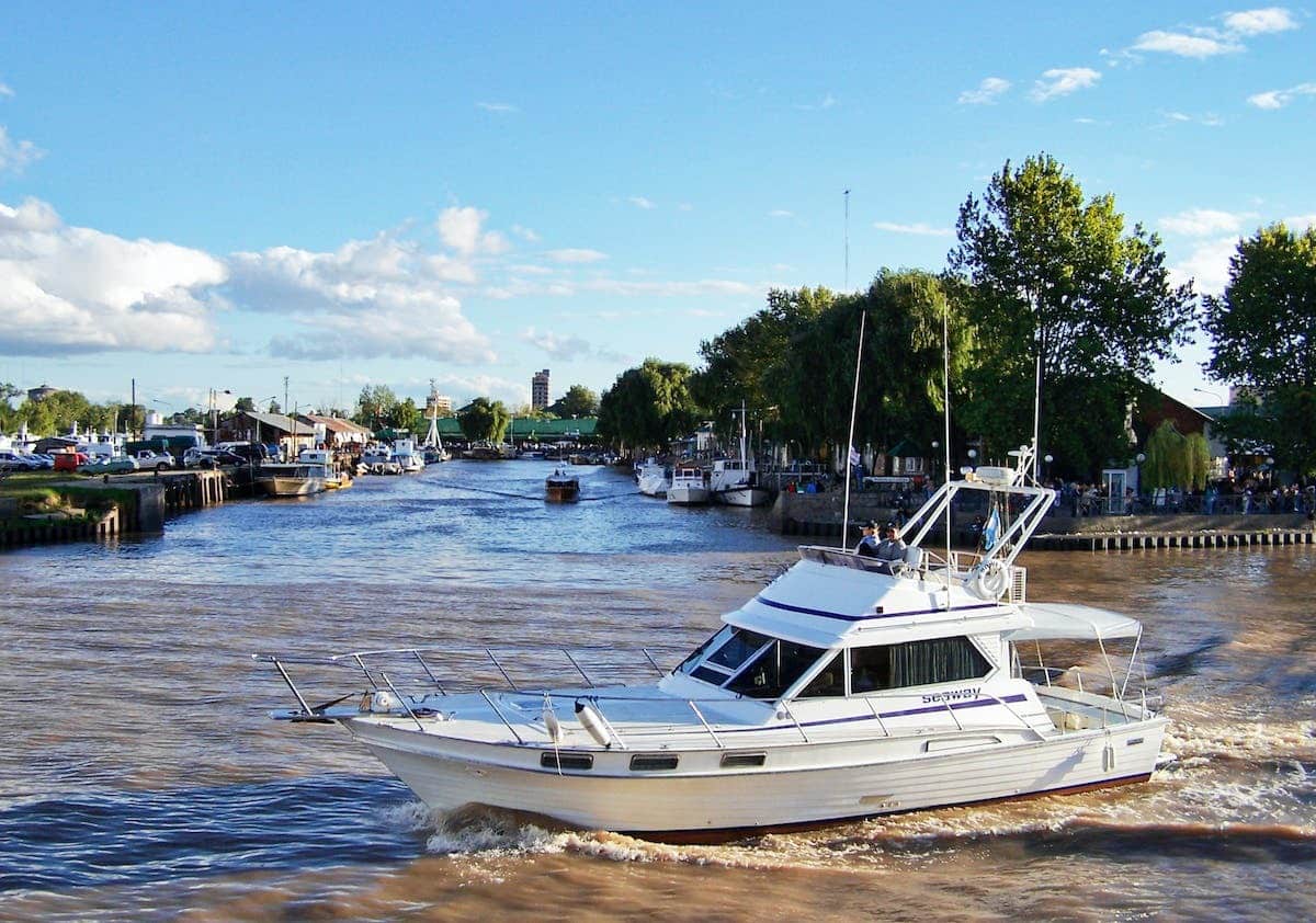 bateau pique-nique
