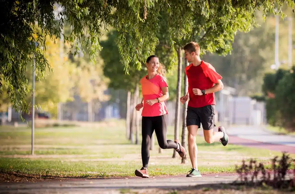 Courir sans compter les kilomètres : l'art de la course à pied en liberté